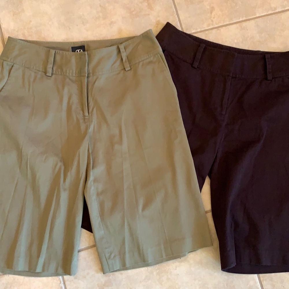 SAKS 5th AVENUE (S5A) (2) Bermuda Shorts